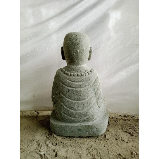 Moine shaolin assis statue en pierre de lave 50 cm
