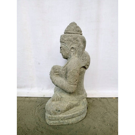 Statue déesse dewi tara balinaise assise en pierre naturelle 50 cm