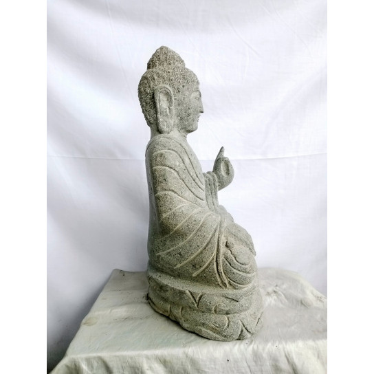 Statue jardin exterieur bouddha assis pierre volcanique abhaya mudrã 50 cm